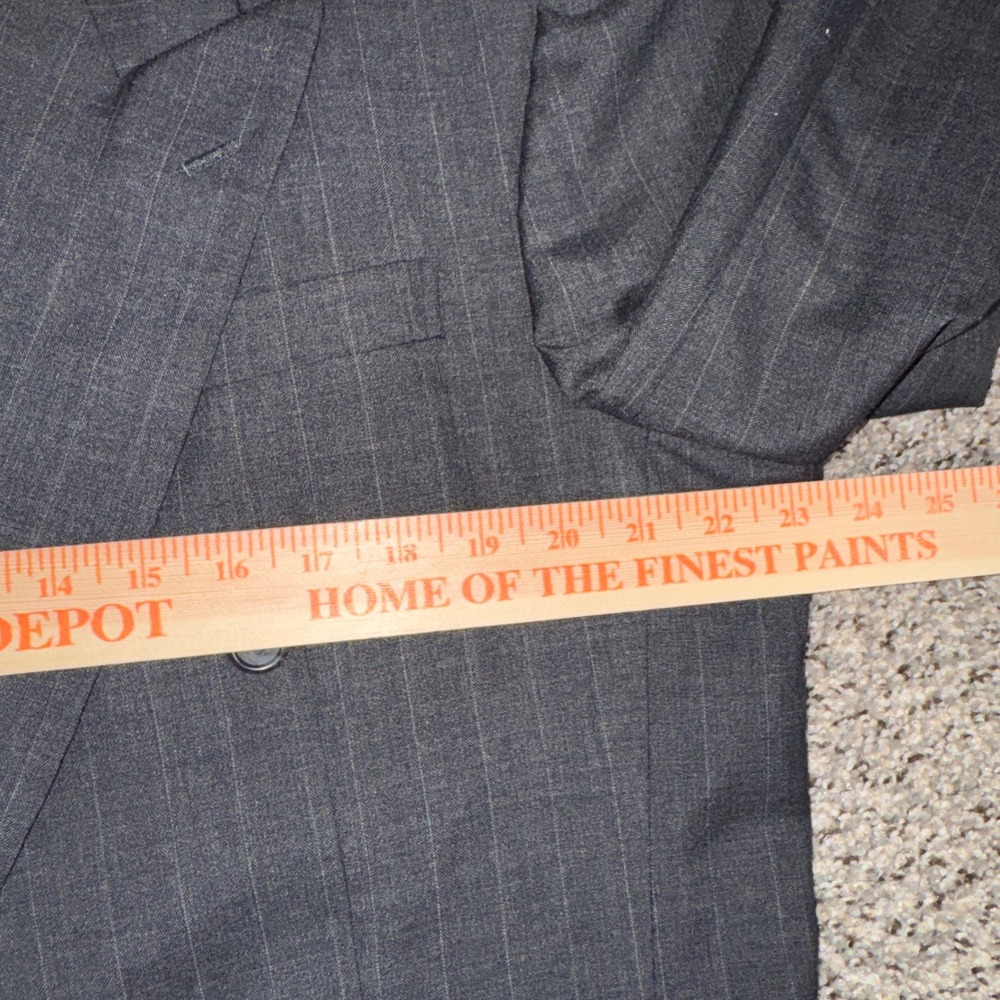 Vintage Pierre Balmain 46L Gray Pinstripe Double Breasted Blazer Suit Jacket - Picture 2 of 8